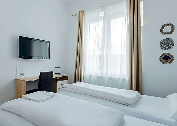Hotel Hanseat - Free Parking Hamburg