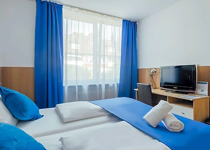 Hanseat - Free Parking 3*