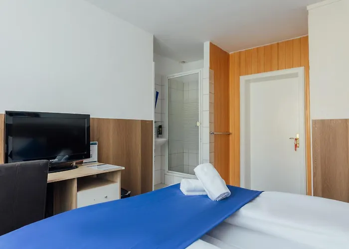 Hanseat - Free Parking Hotel