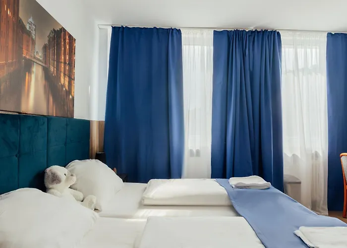 Hotel Hanseat - Free Parking 3*